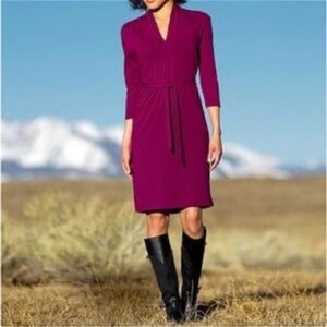 Patagonia MEDIUM 3/4 Sleeve Vitaliti Dress Magenta